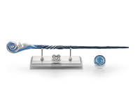 Harry Potter - Bacchetta Celebrativa 2025 - Edizione Limitata - Expecto Patronum - Prodotto ufficiale © Warner Bros. Entertainment Inc.